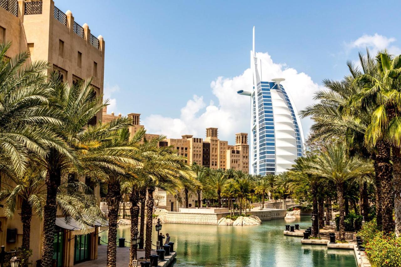 Holiday Inn Express Dubai Internet City, An Ihg Hotel Eksteriør bilde