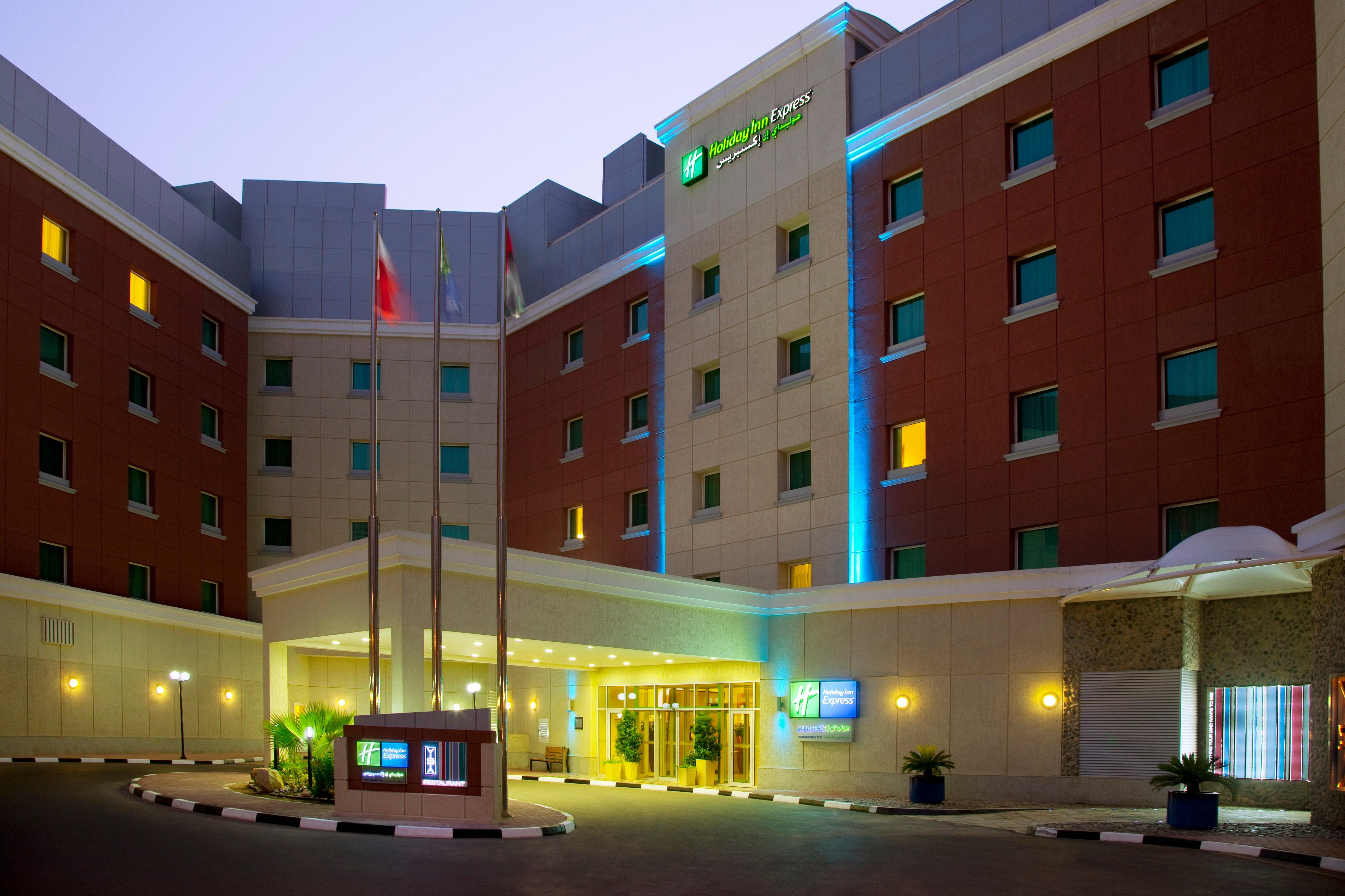 Holiday Inn Express Dubai Internet City, An Ihg Hotel Eksteriør bilde